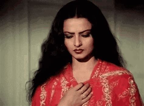 indian actress nude gif|Bollywood Porn GIFs 